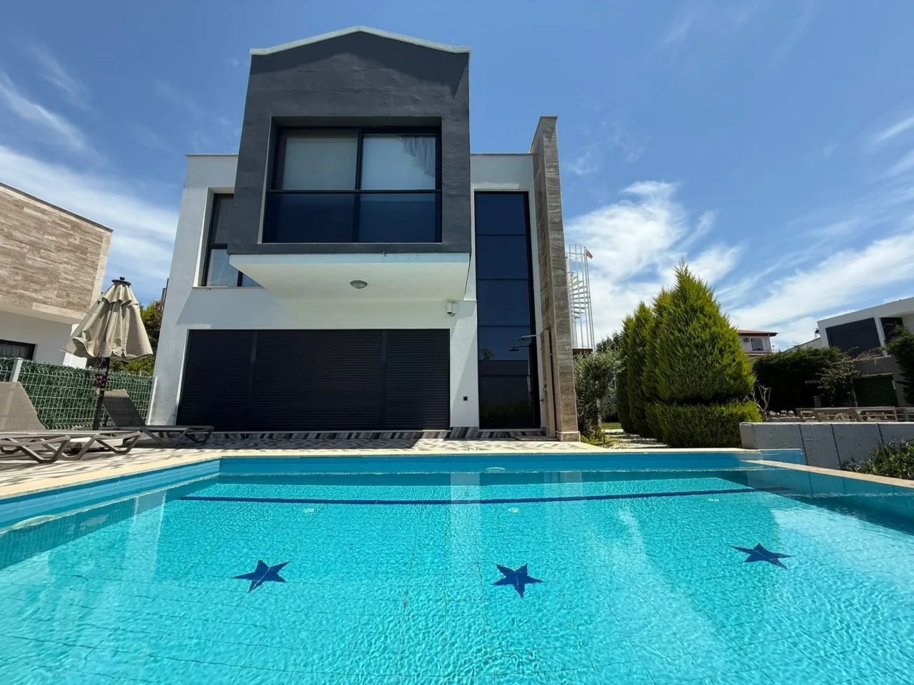 Villa Sunset Premium Kuşadası – Luxusvilla mit Meerblick